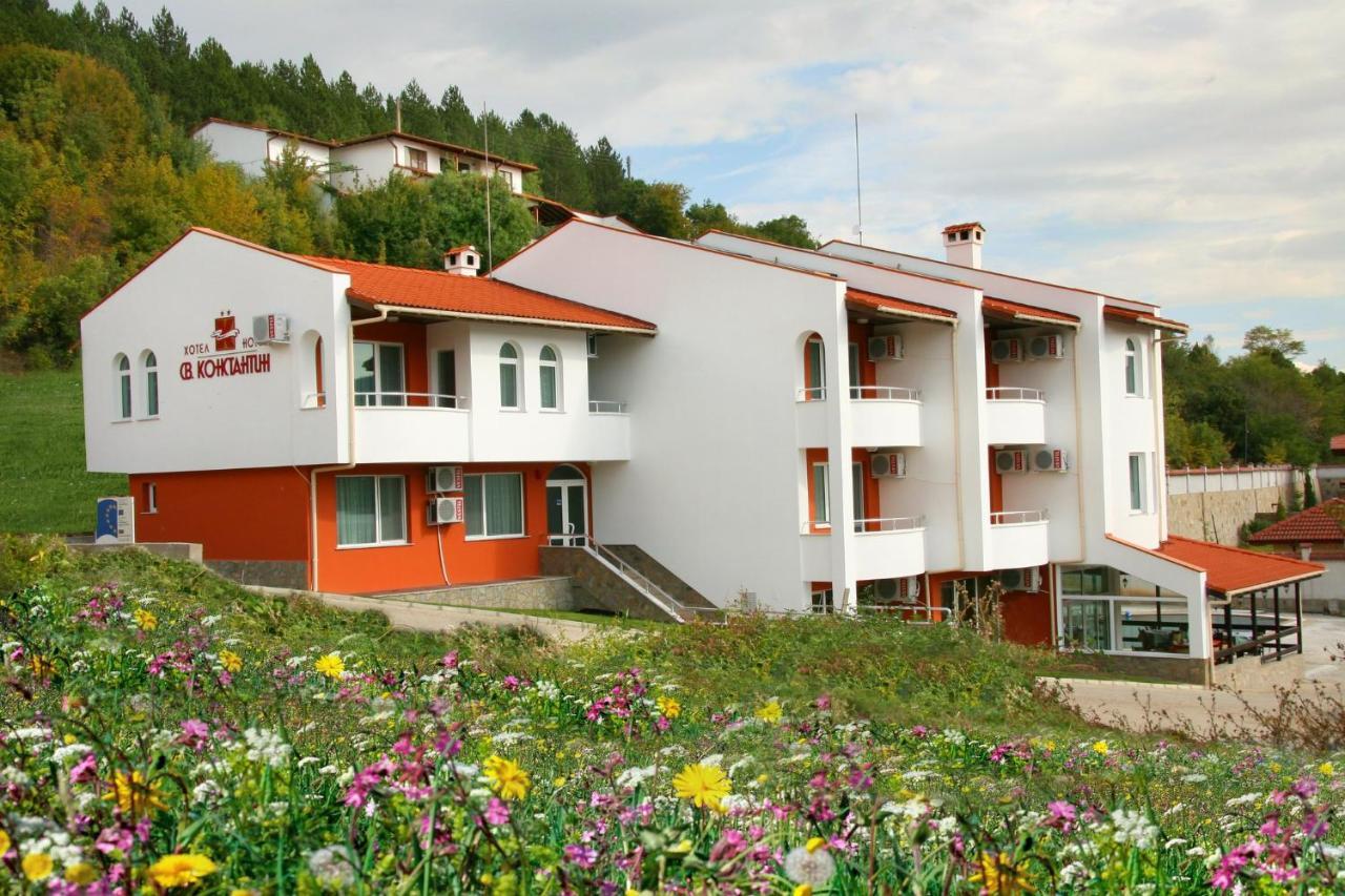 Hotel Saint Konstantin Glavatartsi Bagian luar foto