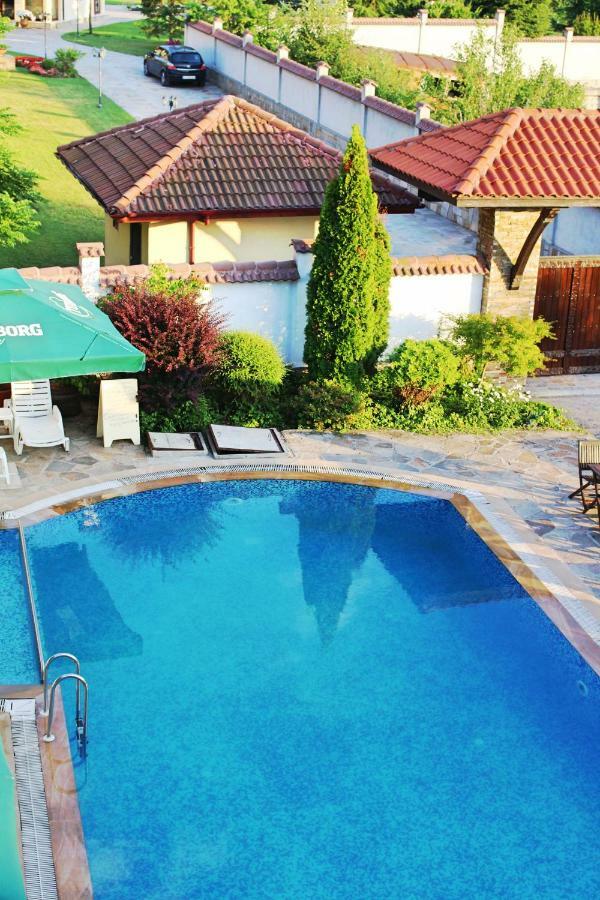 Hotel Saint Konstantin Glavatartsi Bagian luar foto